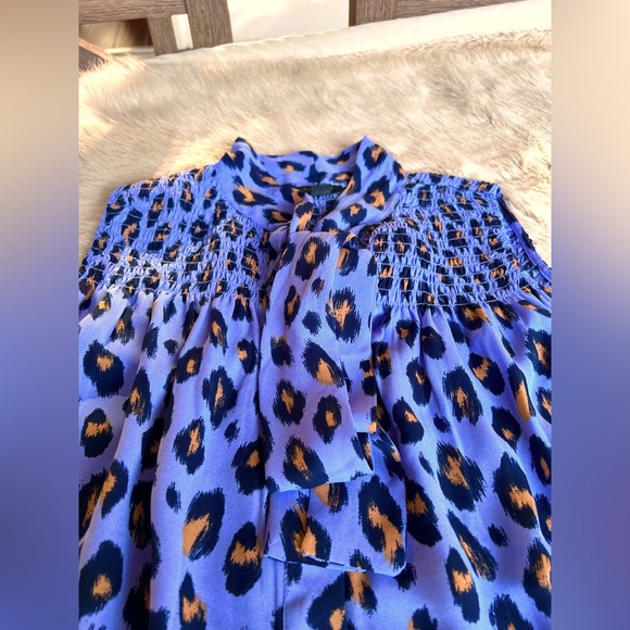 NWT Ann Taylor Sleeveless Blouse Blue Tan XS - Picture 5 of 6